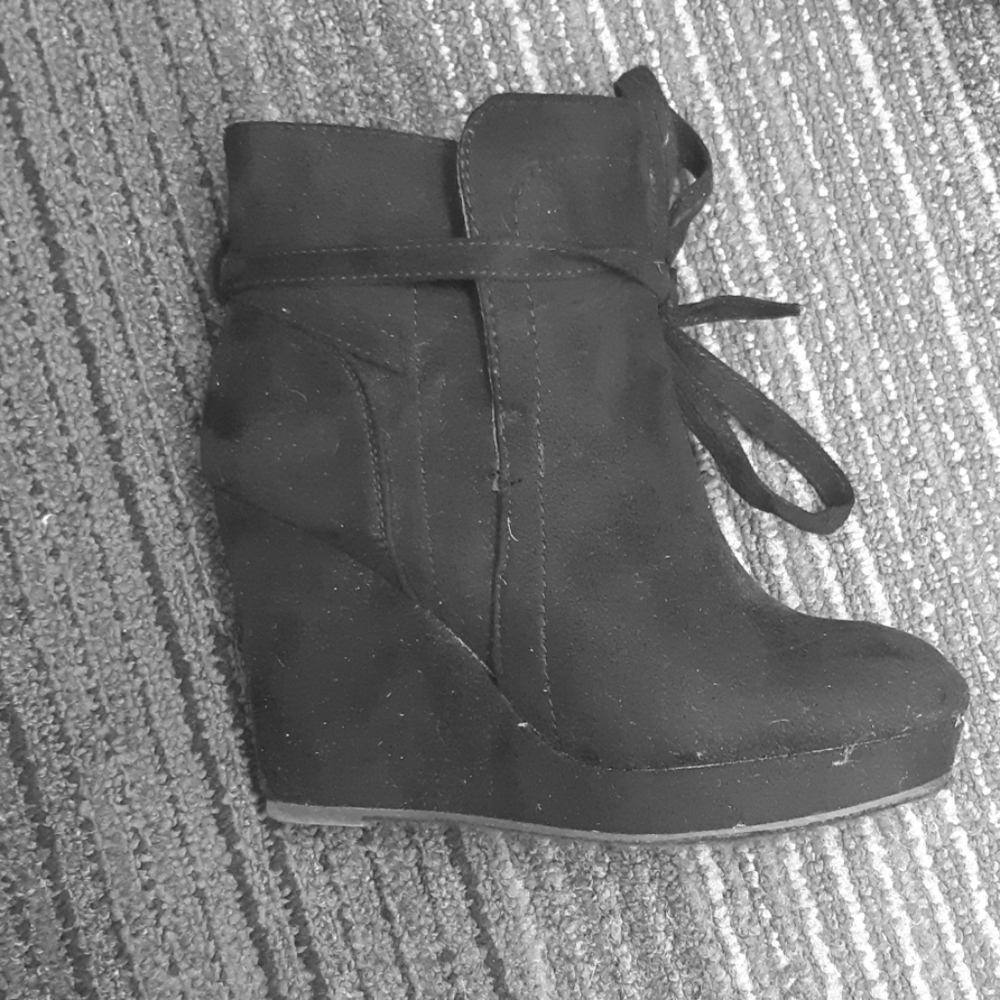 Black wedge booties